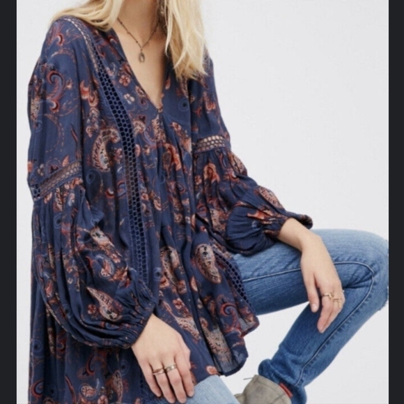 Free People Tops - Free people navy blue paisley long sleeve